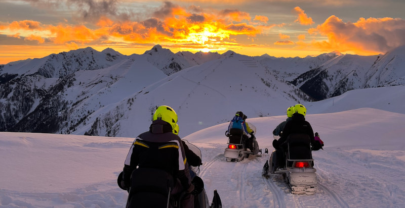 Winterabenteuer mit Schneemobil in Foppolo