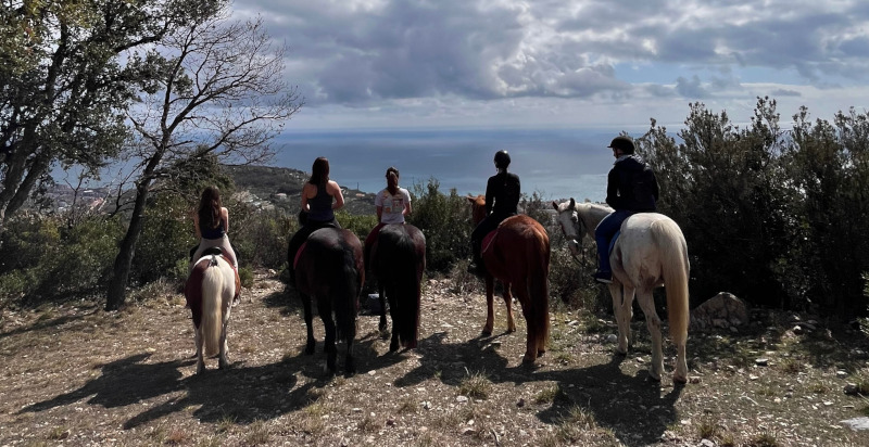 Perde im Parco Asinolla mit Aussicht auf das Meer