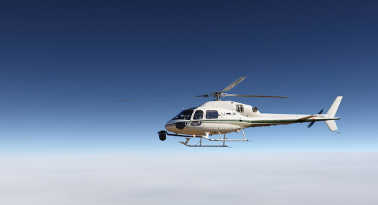 Erlebnis als Hubschrauberpilot in der Region Mailand