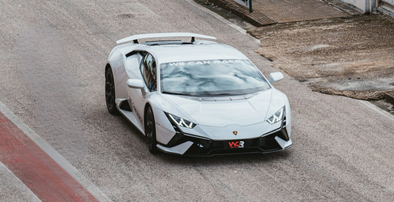 Lamborghini Huracán Tecnica für ein Fahrerlebnis auf der Rennstrecke in Kampanien