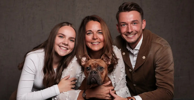 Herzliche Familienmomente beim Fotoshooting in Wien