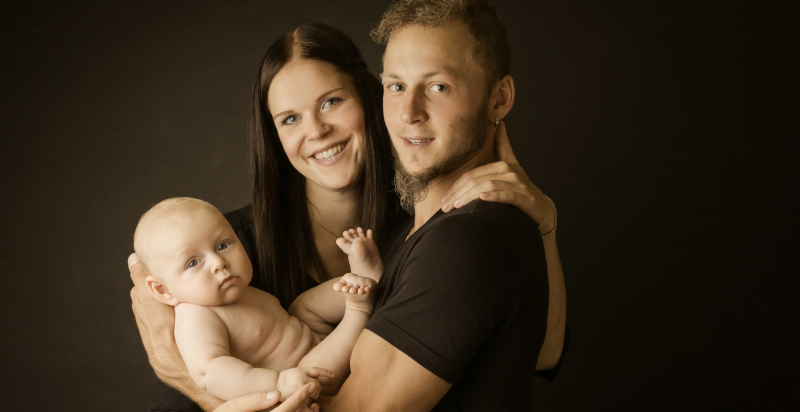 Familien-Book Fotoshooting in Bozen mit kreativen und einzigartigen Bildern