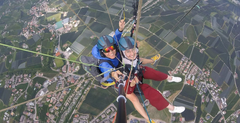 temberaubende Aussicht beim Gleitschirm Tandemflug Vigiljoch