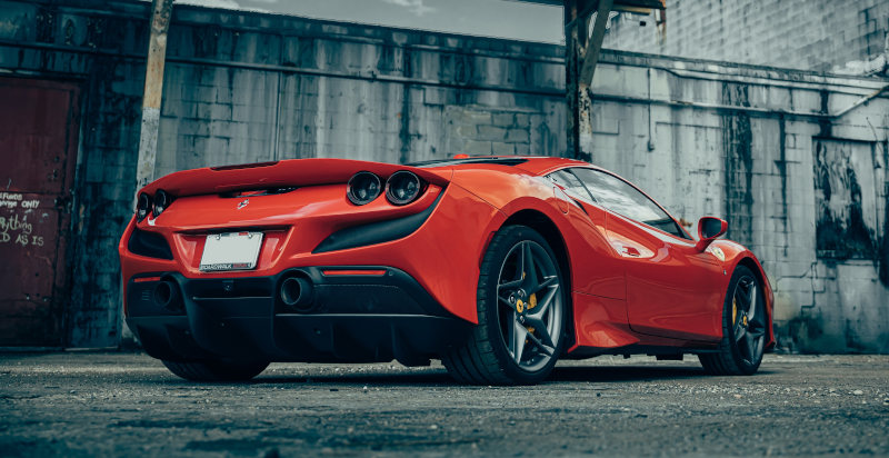 Ferrari F8 Tributo auf der Rennstrecke „Pista Azzurra“ in Jesolo