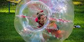 Bubble Football-Erlebnis für Junggesellinnenabschiede