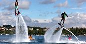 Flyboarding am Gardasee: Spektakuläre Akrobatik auf dem Wasser