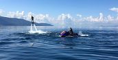 Versuchen Sie Flyboarding am Gardasee: Abenteuer und Adrenalin