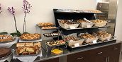 Vielfältiges Frühstücksbuffet mit frischen und schmackhaften Gerichten im Hotel Limbiate