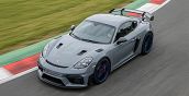 Draufsicht auf den Porsche 718 Cayman GT4 RS in der Rennversion
