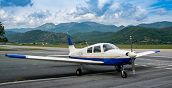 Rundflug mit dem Flugzeug über die ligurische Riviera verschenken