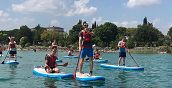 Geführte SUP-Tour mit Gruppe bei der Erkundung von Punta San Vigilio