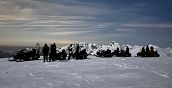 Schneemobil Fahrt in den Orobie Alpen mit erfahrenem Guide