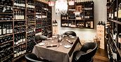 Elegant gedeckter Tisch im Restaurant Nives in Gröden