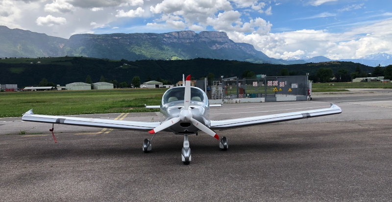 Panoramaflug mit dem Ultraleichtflugzeug Bozen